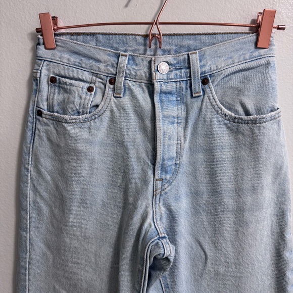 Women’s 501 Light Wash Straight Leg Denim Jeans Size 24 - Picture 3 of 16